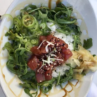 The yummy poke bawls.