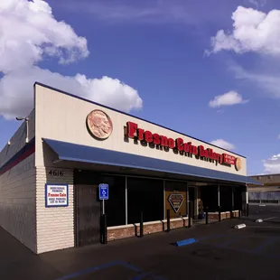 The Pawn Building at Blackstone/Gettysburg.