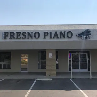 Fresno Piano at Fresno and Ashlan