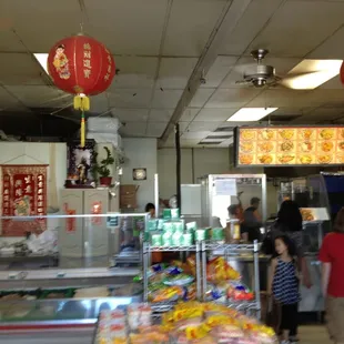 Small place with real good cooks.