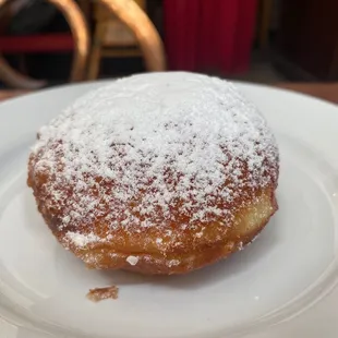 Berliner Donut ($5)