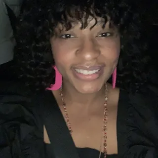 Kaci L.