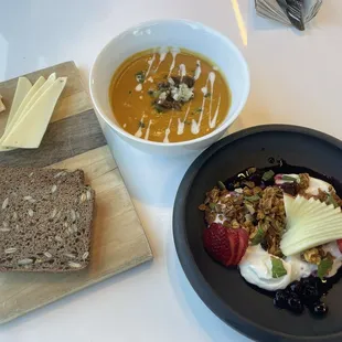 Rye bread, butternut squash soup, skyr