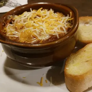 Chili with Texas toast.