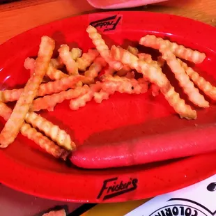 Kid&apos;s Hot Dog at Frickers Findlay