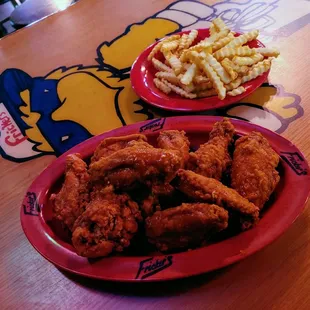 Little kicker wings and fries.