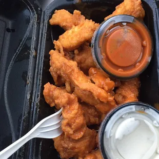 Boneless 10 piece wings! Super yum!