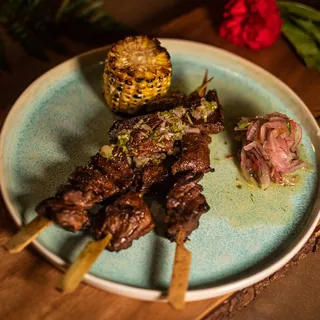 ANTICUCHOS
