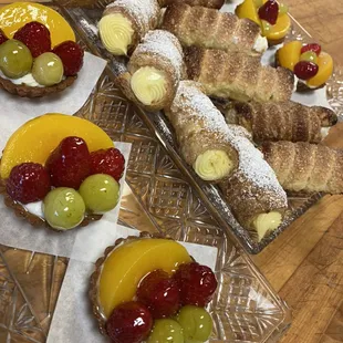 Mini fruit tarts and cannolis