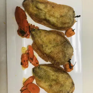 Welcome to Frida's California Grill! We offer a wide array of fresh food. Try our delicious food today!