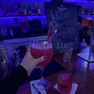 La diva (left) and viva la vida