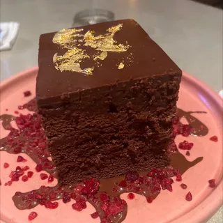 23 Carat Gold Chocolate Cake