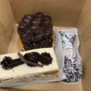 Chocolate Suicide Mini Cake