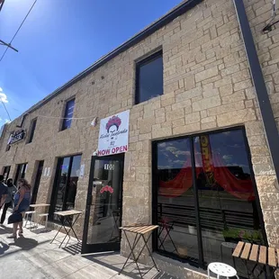 Outside restaurant front