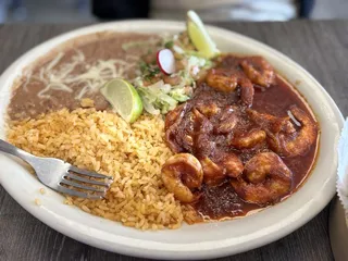 La Reyna Mexican Restaurant
