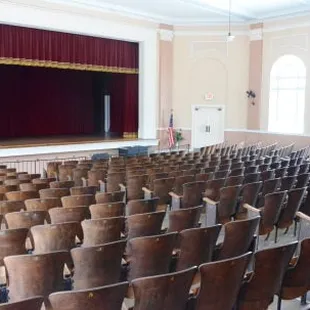 385-seat auditorium