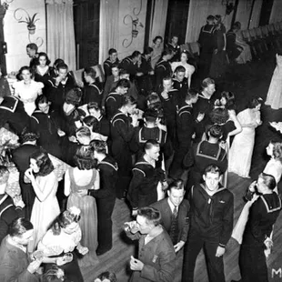 Vintage Friday Musicale