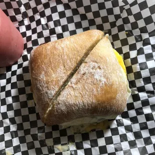 Breakfast sandwich
