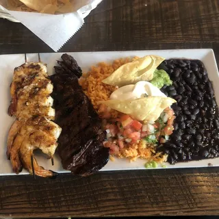 Mar Y Tierra Platter