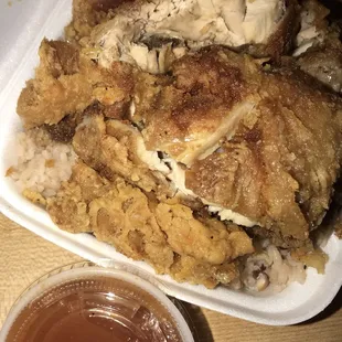 Fried chicken lunch special w/ coconut rice &amp; peas