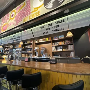 sushi and sashimi, interior