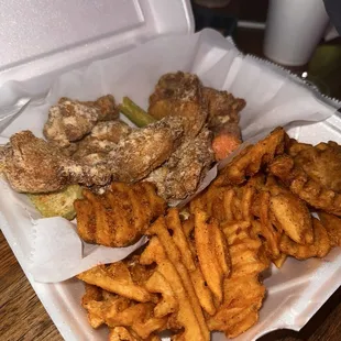 garlic parm wings and waffle fries