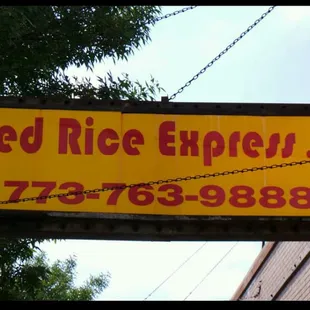 a sign for fried rice express