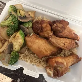fried chicken wings, chicken wings and fried chicken, bbq wings, chicken wings, food, chicken, poultry, fried chicken, bbq chicken