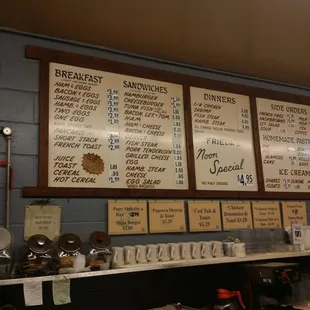 A simple menu for excellent food