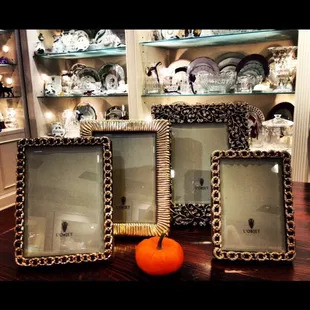 These new gold frames from L'Objet just arrived! Makes the perfect Holiday gift!