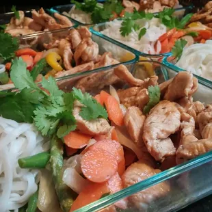 Weekly #mealprep for families in #Omaha. Learn more at www.omahamealprep.com.