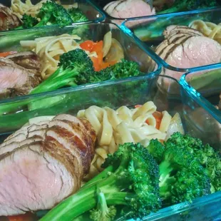 Weekly #mealprep for families in #Omaha. Learn more at www.omahamealprep.com.