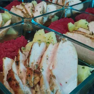 Weekly #mealprep for families in #Omaha. Learn more at www.omahamealprep.com.