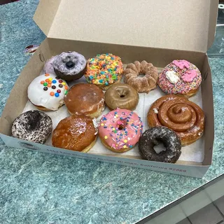 Dozen Premium Classic