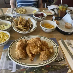 Friendly Farm is  a nice place to go to  for lunch or dinner . Nice selection of American food like :  fried chicken , crab cakes ,
