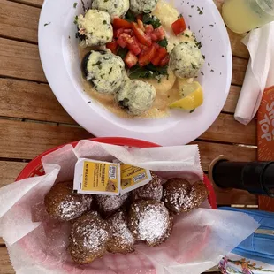 Stuffed mushroom with hollandaise sauce and corn fritters