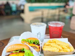 Shake Shack Vineland Pointe