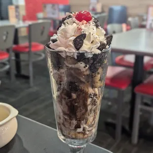 Delicious medium sundae