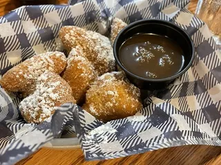 Cracker Barrel Old Country Store