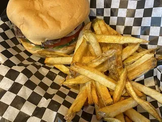 81 Grill And Bar