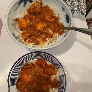 two bowls of food on a table