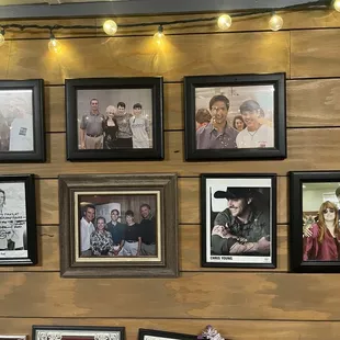 See Dolly Parton in the picture?