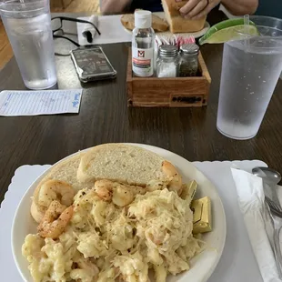 Lobster Mac &amp; Cheese, fresh loaf of bread