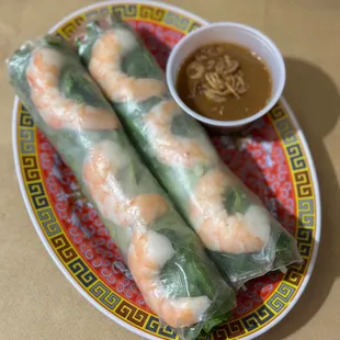 shrimp garden rolls -- biggest rolls i&apos;ve ever had but don&apos;t let size fool you because it only has three half slices of shrimp