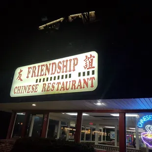 outside, pizza