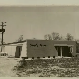 Friesingers Fine Chocolates first candy store building in Dayton Ohio