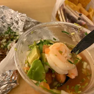 Huge shrimp with avocado and cilantro w/ diced onions