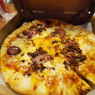 Spicy Piggy Pizza