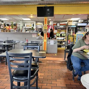 Employees stood around talking a lot.