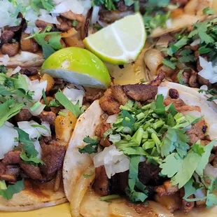 Al pastor tacos